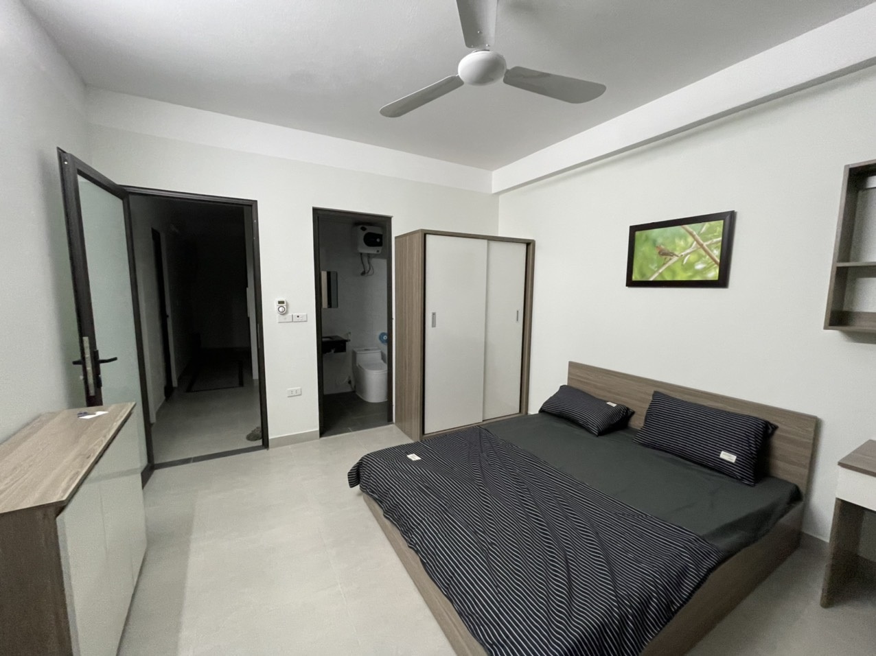 Phòng trọ Sunny Apartment Tú Mỡ - Cầu Giấy - Phòng (*)