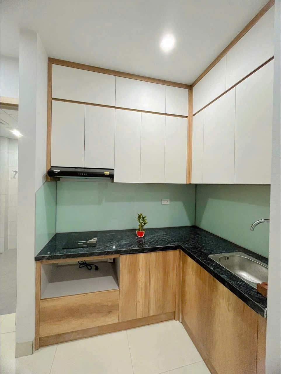 Phòng trọ Studio 30m2 tại Kim Cương Land Trung Kính - Cầu Giấy - Phòng bếp