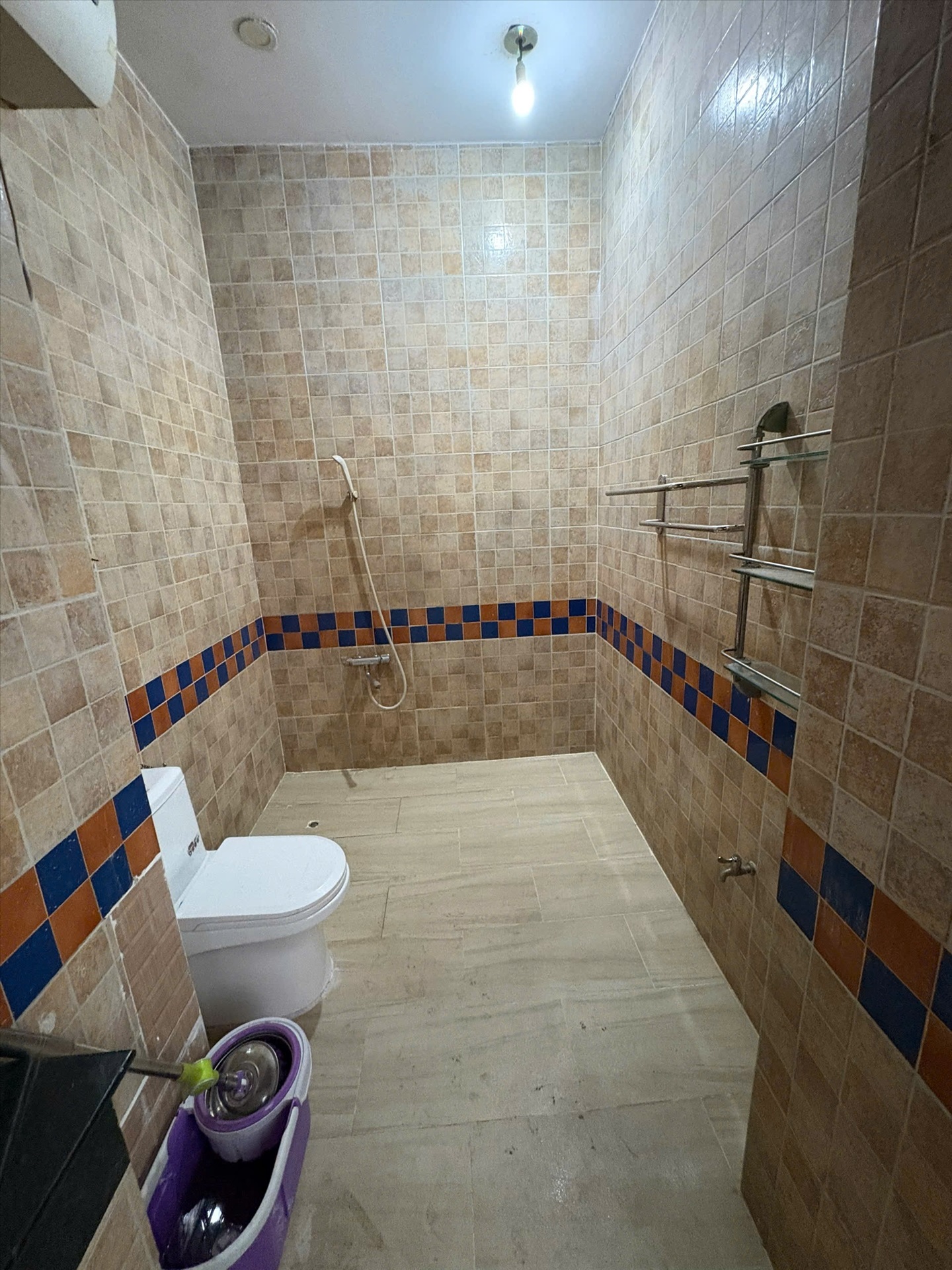 Phòng trọ Studio 30m2 tại AV House Bùi Đình Túy - Bình Thạnh - Phòng tắm