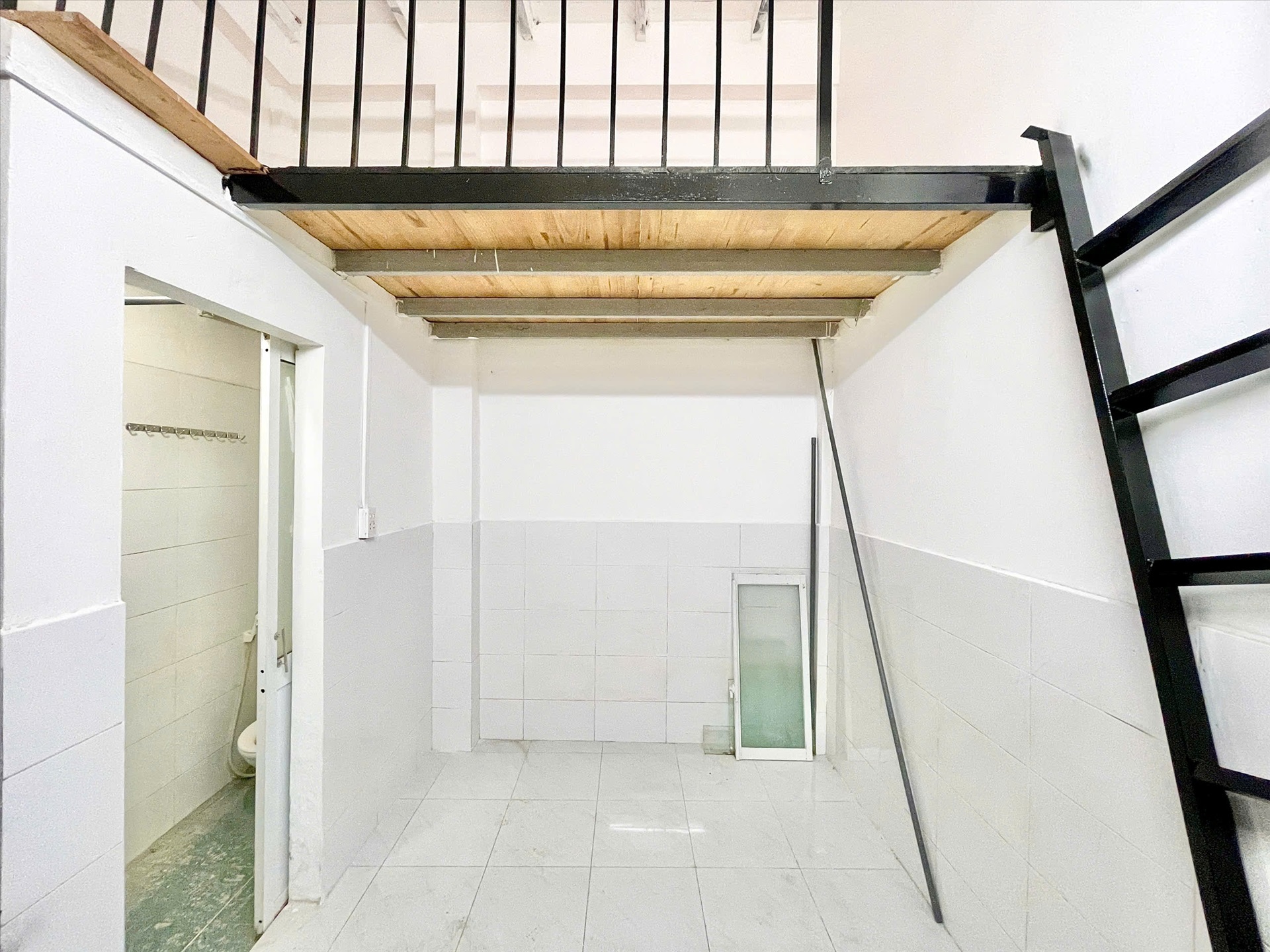 Phòng trọ Duplex 20m2 tại Coliv Home Nguyễn Tư Giản - Gò Vấp - Phòng khách