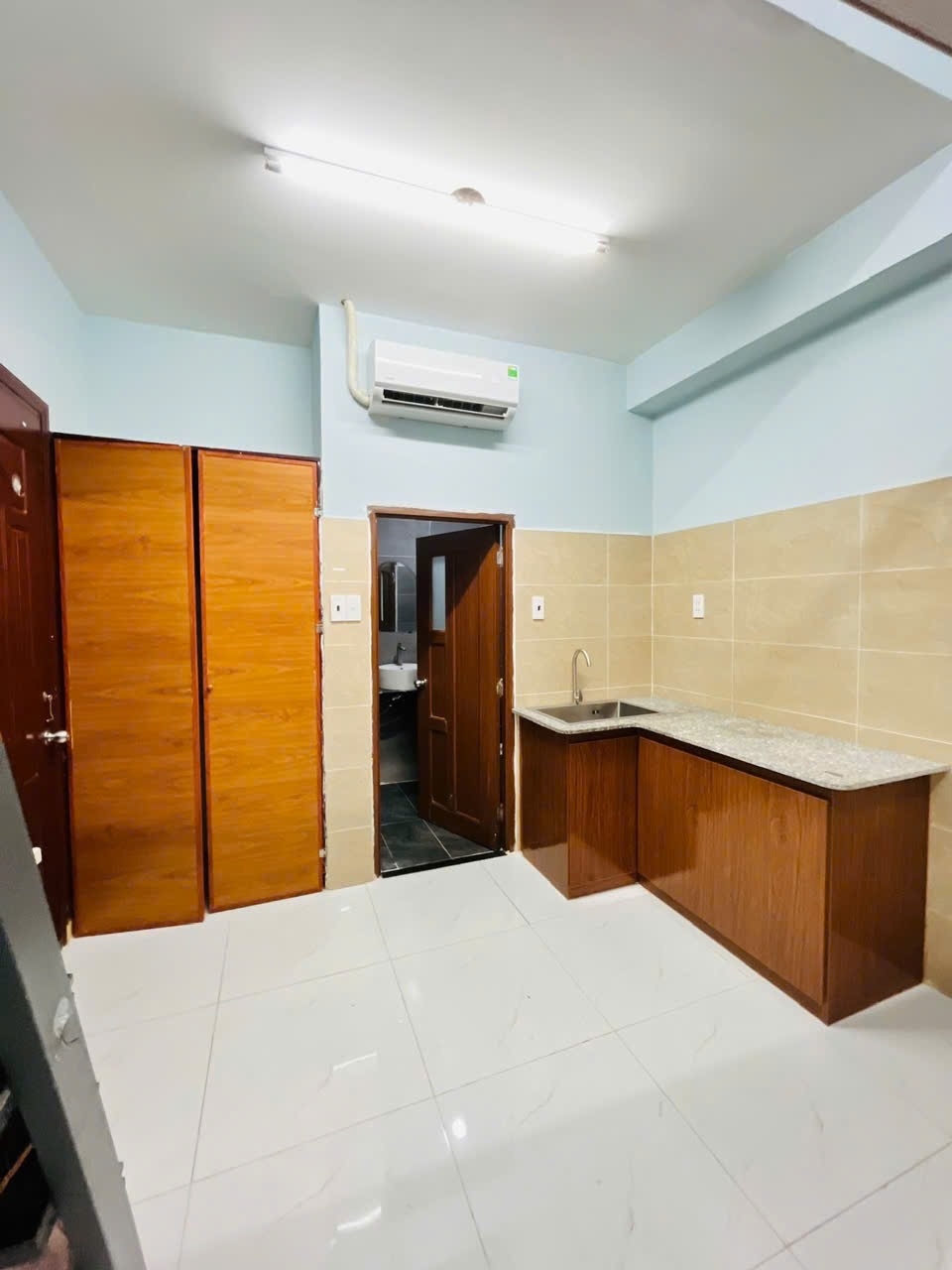 Phòng trọ TT House Quốc lộ 13 - Bình Thạnh - Phòng (*)