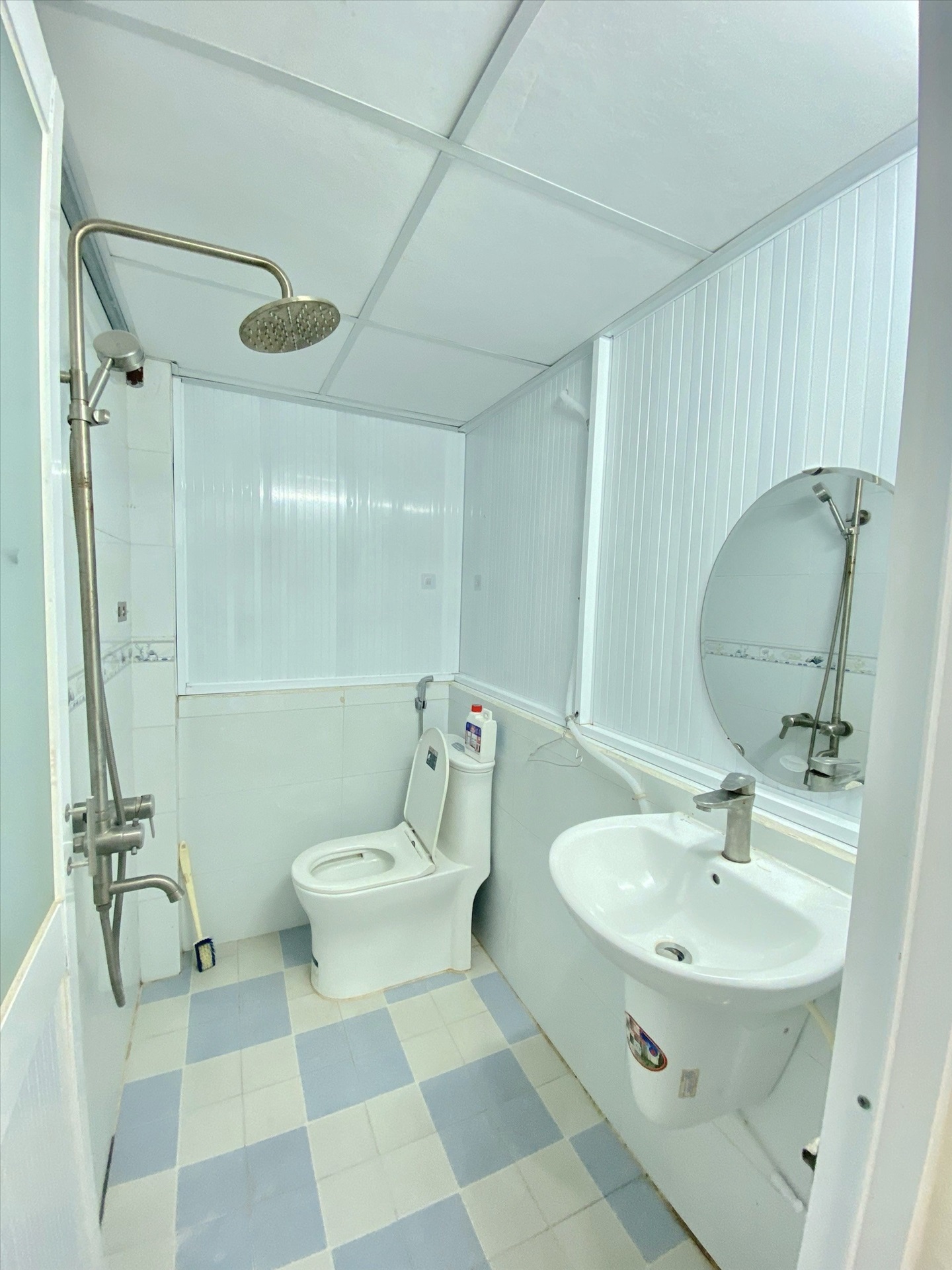 Phòng trọ Studio 25m2 tại Fam Home Đặng Thùy Trâm - Bình Thạnh - Phòng tắm