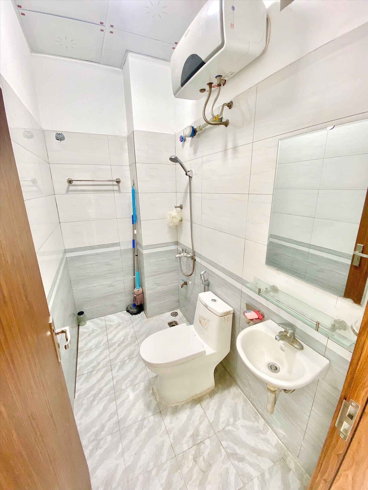 Phòng trọ Studio 25m2 tại TL Housing Mỹ Đình - Nam Từ Liêm - Phòng tắm