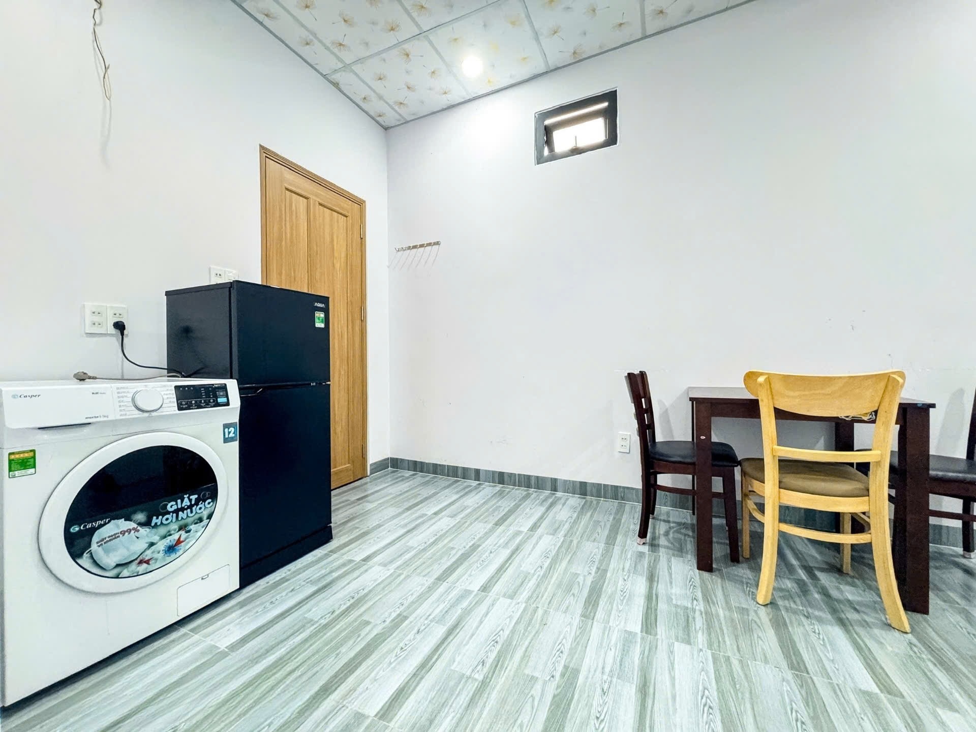 Phòng trọ 1 Phòng ngủ 35m2 tại MT Home Bùi Đình Túy - Bình Thạnh - Phòng khách
