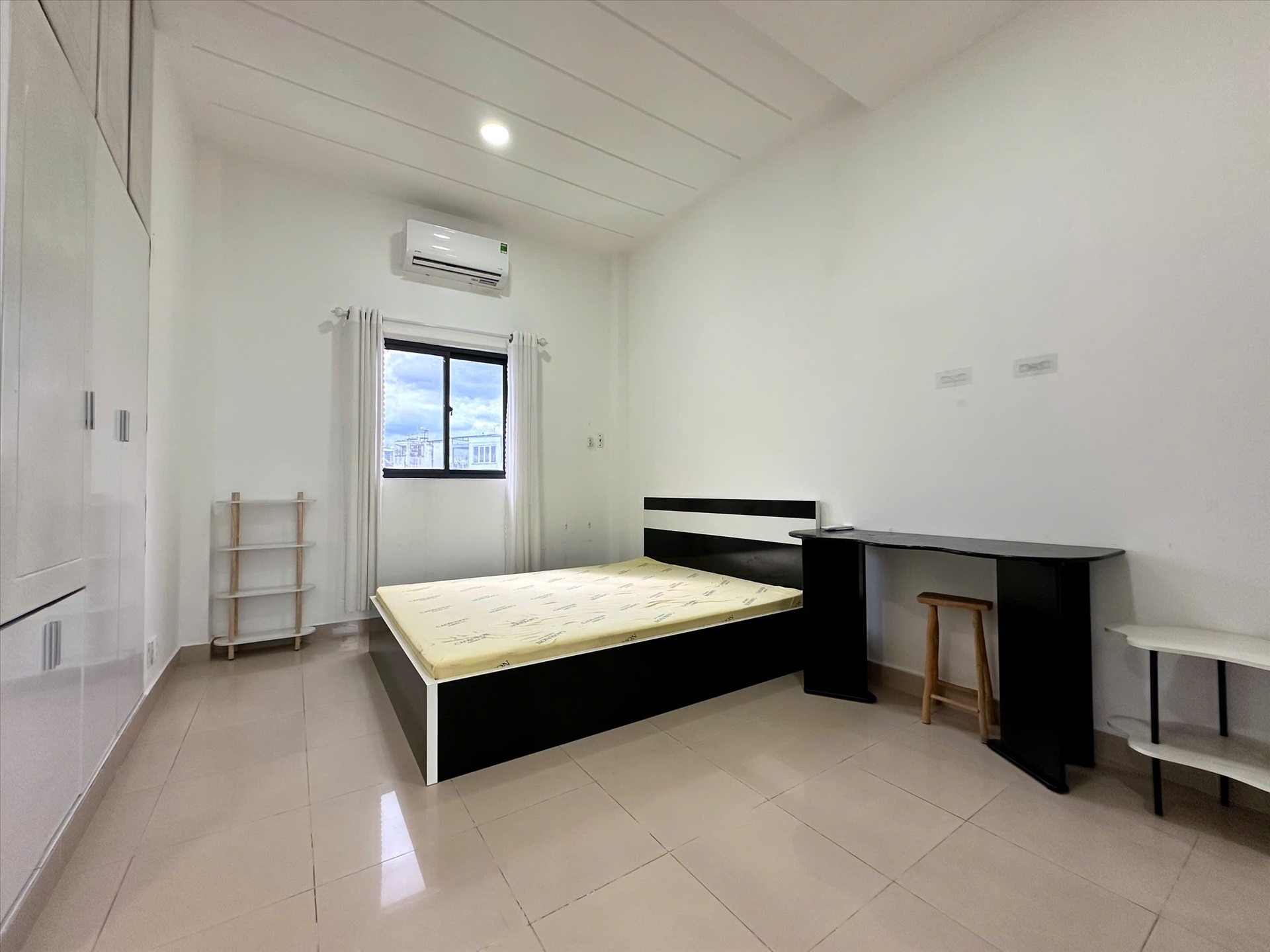Phòng trọ HL House Kỳ Đồng - Quận 3 - Phòng (*)