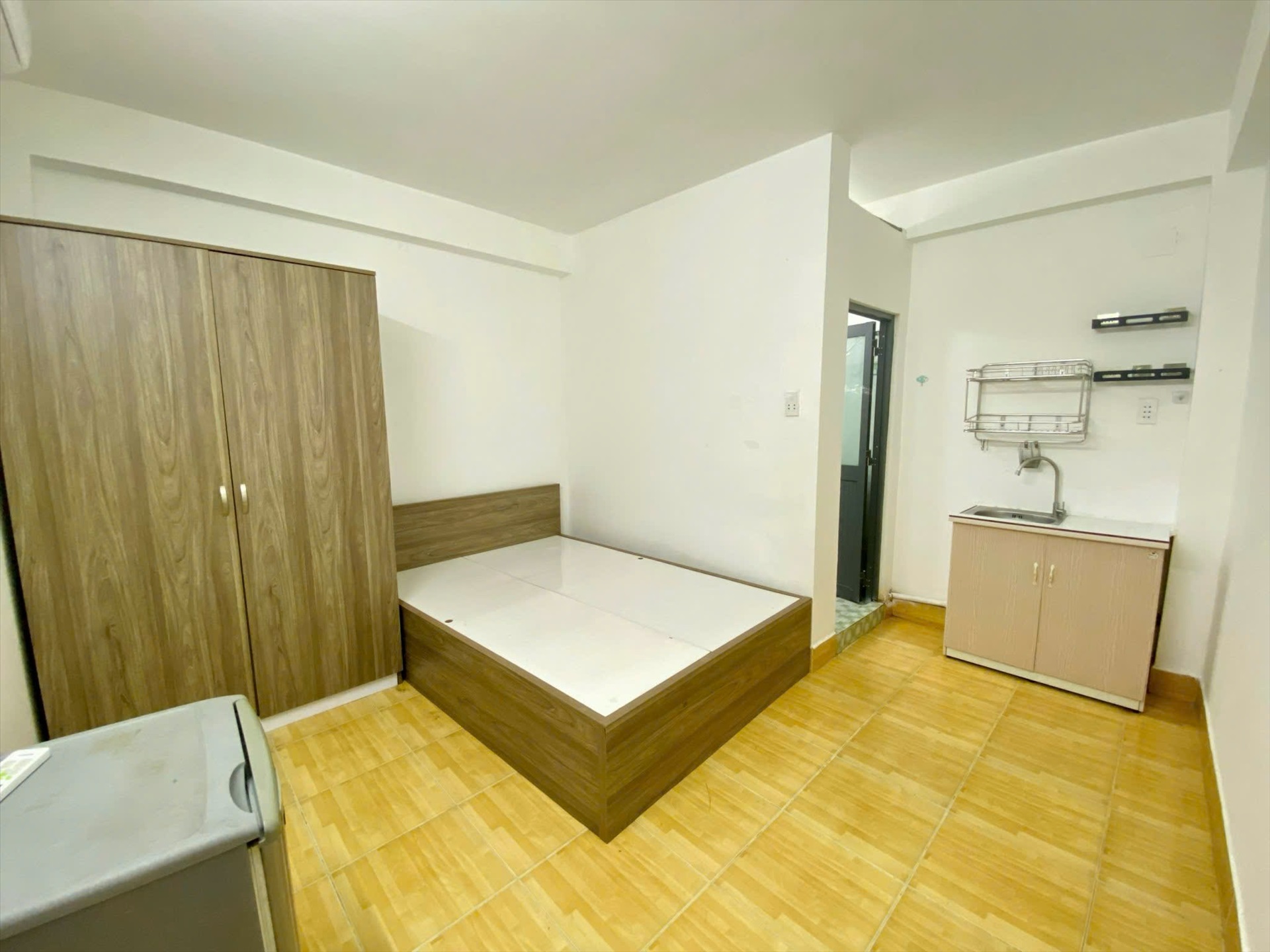 Phòng trọ MH House Trịnh Đình Thảo - Tân Phú - Phòng (*)