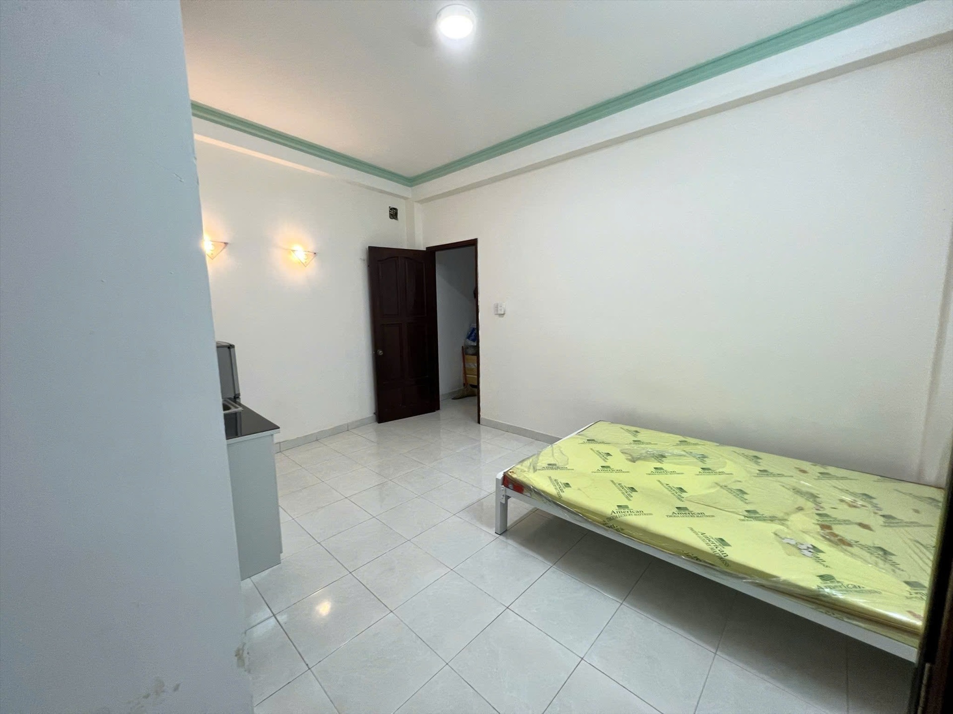 Phòng trọ Sea Home Cách Mạng Tháng Tám - Quận 3 - Phòng (*)