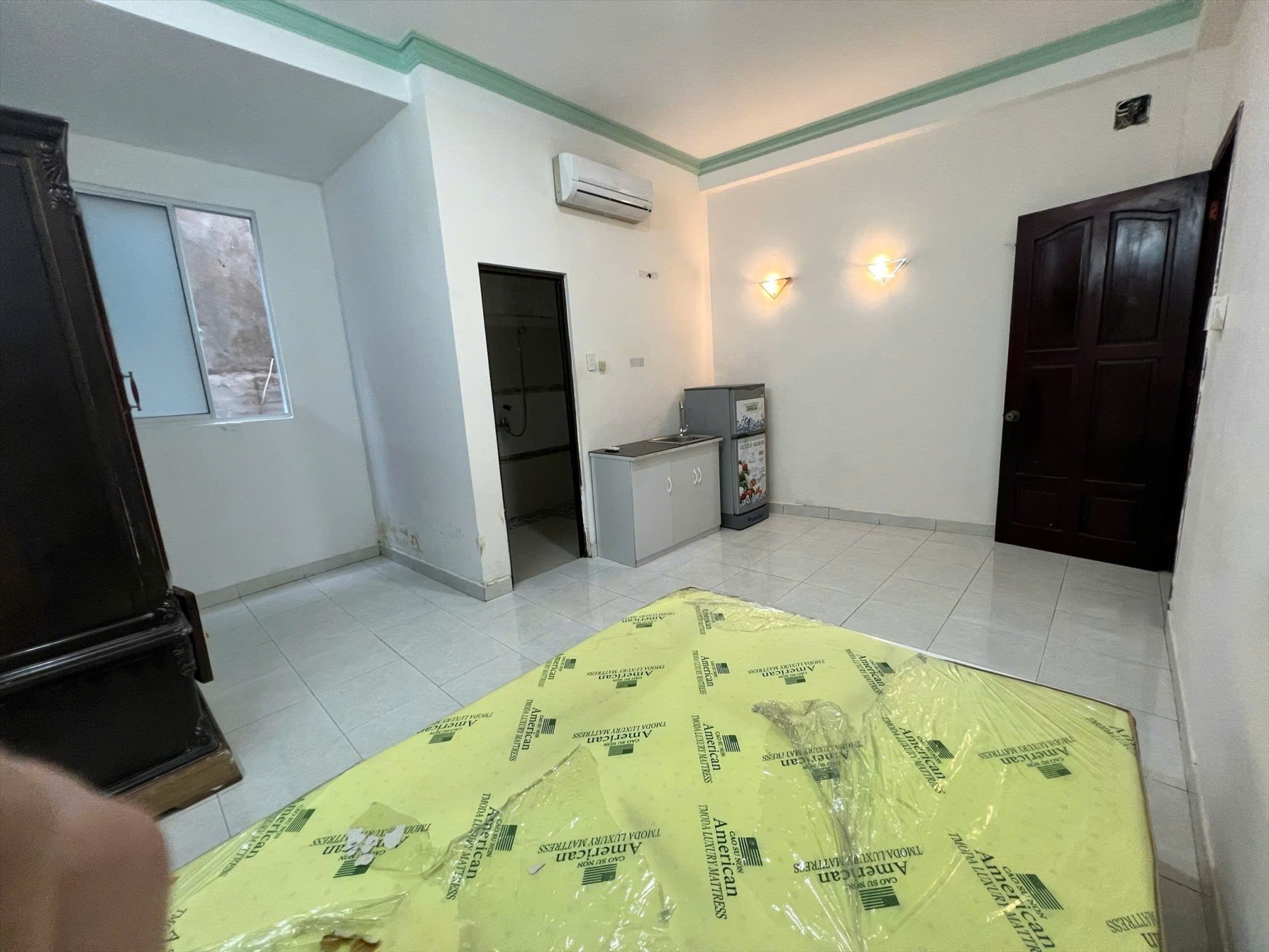 Phòng trọ Sea Home Cách Mạng Tháng Tám - Quận 3 - Phòng (*)