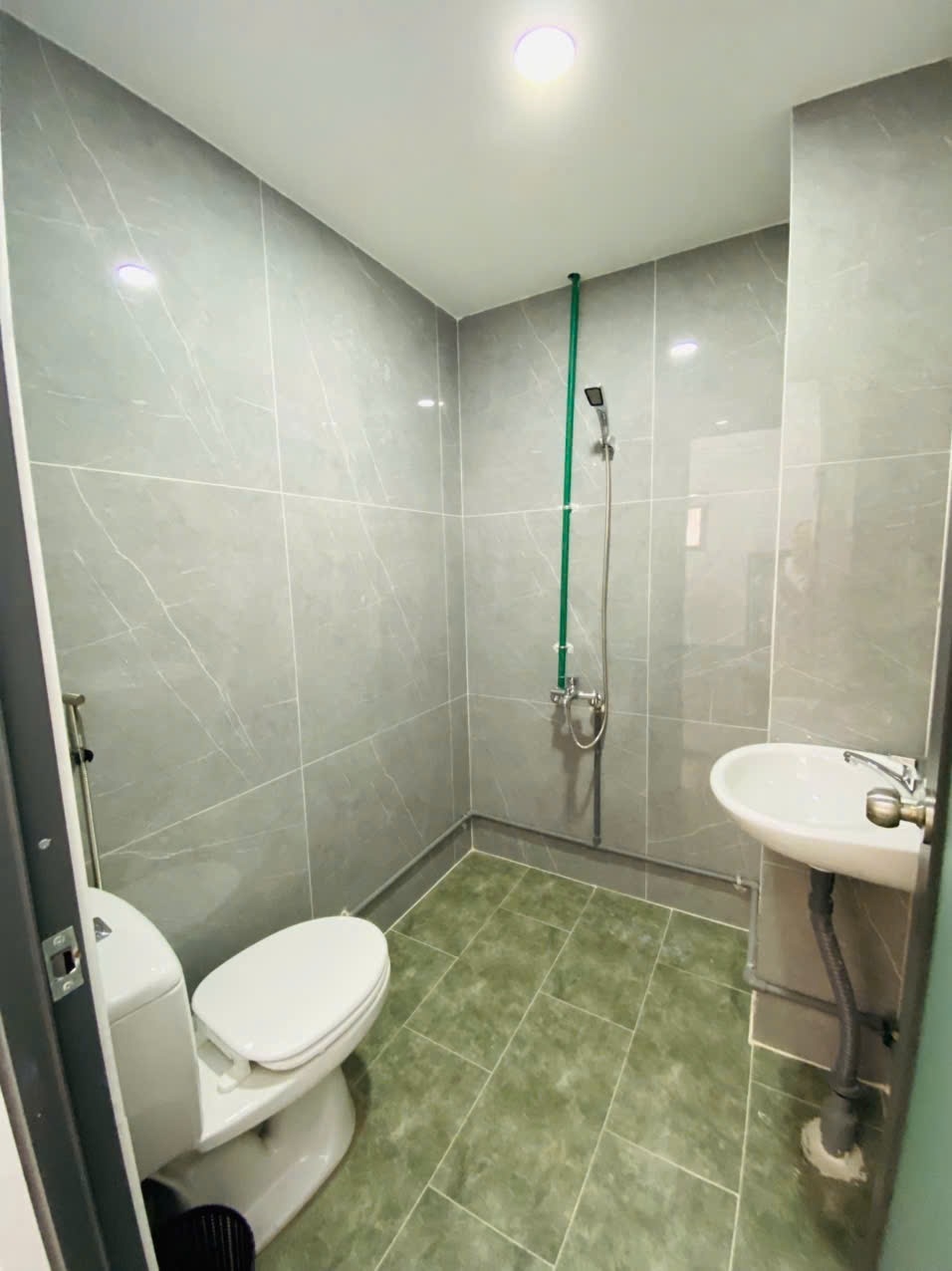 Phòng trọ Studio 22m2 tại CH House Hiệp Bình - Thủ Đức - Phòng tắm