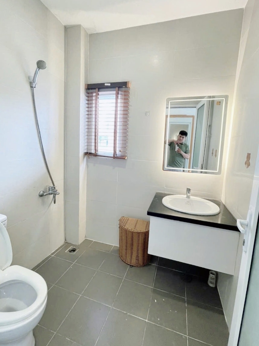 Phòng trọ Studio 22m2 tại Fam Home Trần Hưng Đạo - Quận 1 - Phòng tắm