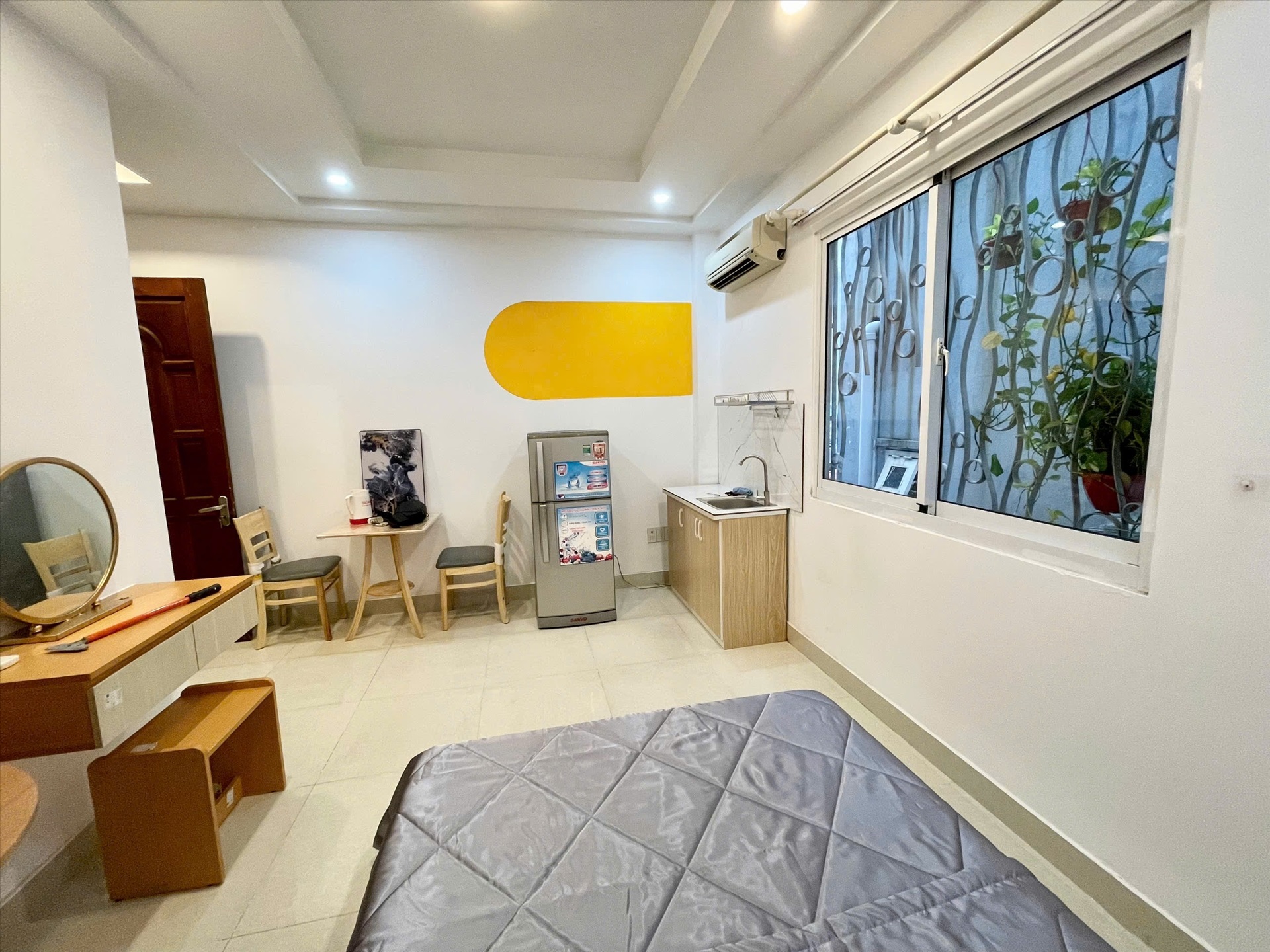 Phòng trọ Studio 25m2 tại CNB Cộng Hòa - Tân Bình - Phòng khách