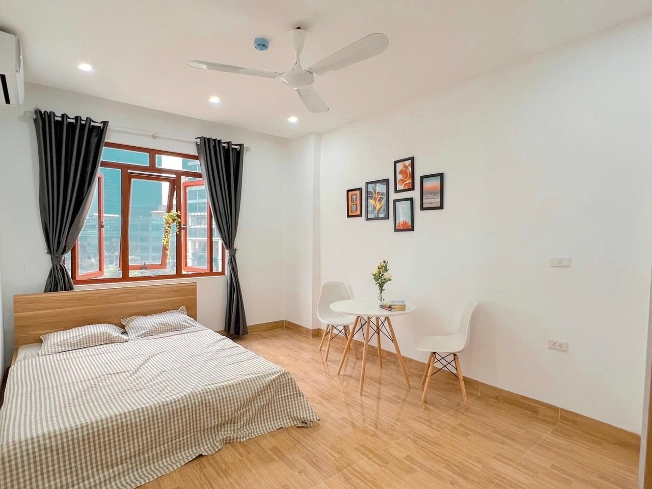 Phòng trọ AT Home Nguyễn Chánh - Cầu Giấy - Phòng (*)