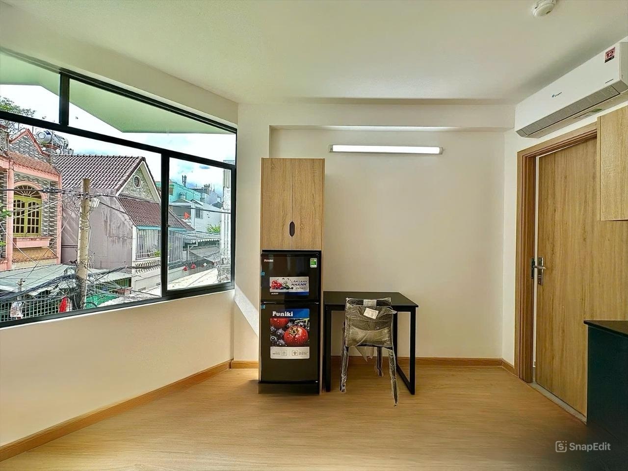 Phòng trọ Studio 28m2 tại AH Home Huỳnh Văn Nghệ - Tân Bình - Phòng khách