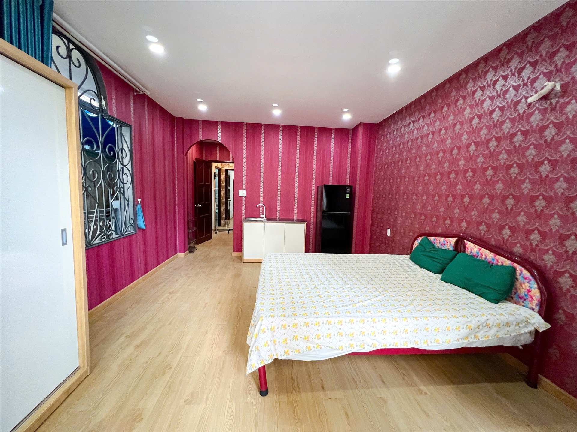 Phòng trọ TT House Huỳnh Văn Bánh - Phú Nhuận - Phòng (*)