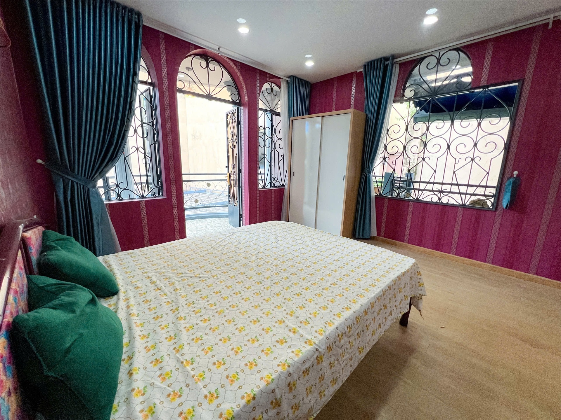 Phòng trọ TT House Huỳnh Văn Bánh - Phú Nhuận - Phòng (*)