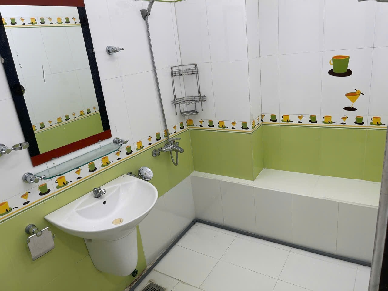 Phòng trọ Studio 28m2 tại Sea Home Cách Mạng Tháng Tám - Quận 3 - Phòng tắm