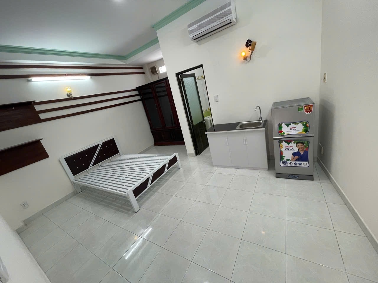 Phòng trọ Studio 28m2 tại Sea Home Cách Mạng Tháng Tám - Quận 3 - Phòng khách