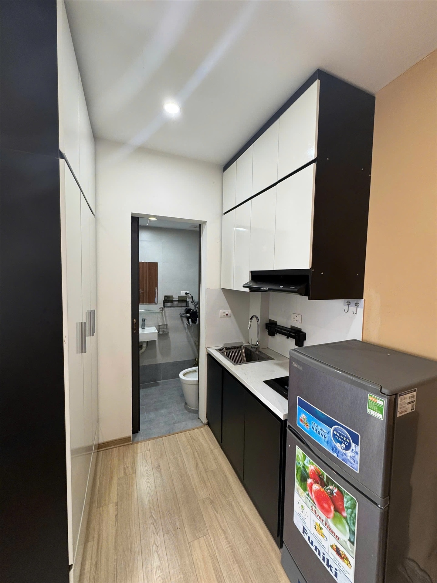 Phòng trọ Studio 30m2 tại DL House Trần Thái Tông - Cầu Giấy - Phòng bếp