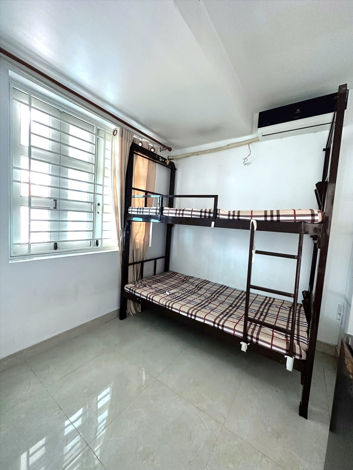 Phòng trọ Thịnh Phát House Đặng Thuỳ Trâm - Bình Thạnh - Phòng (*)