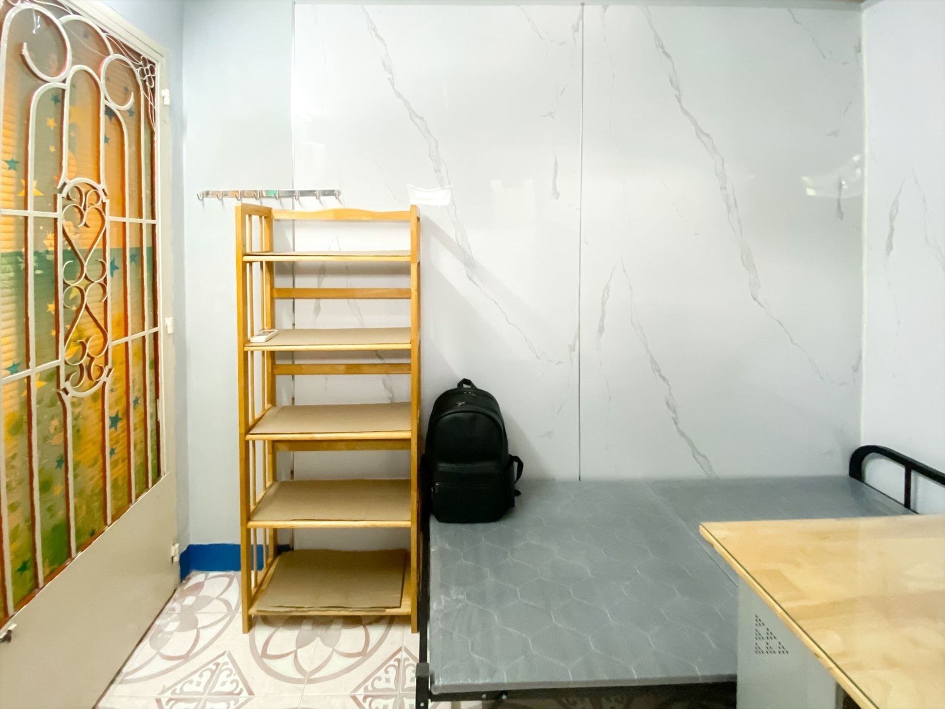 Phòng trọ PH House Nguyễn Văn Cừ - Quận 5 - Phòng (*)