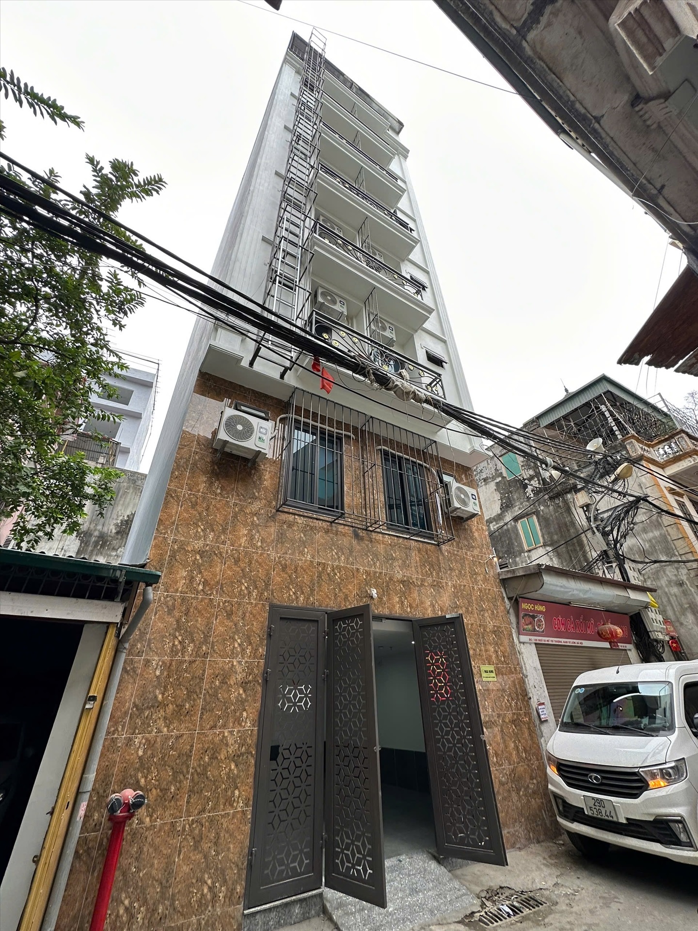 Phòng trọ AM House Mễ Trì Thượng - Nam Từ Liêm - Toàn cảnh tòa nhà (*)