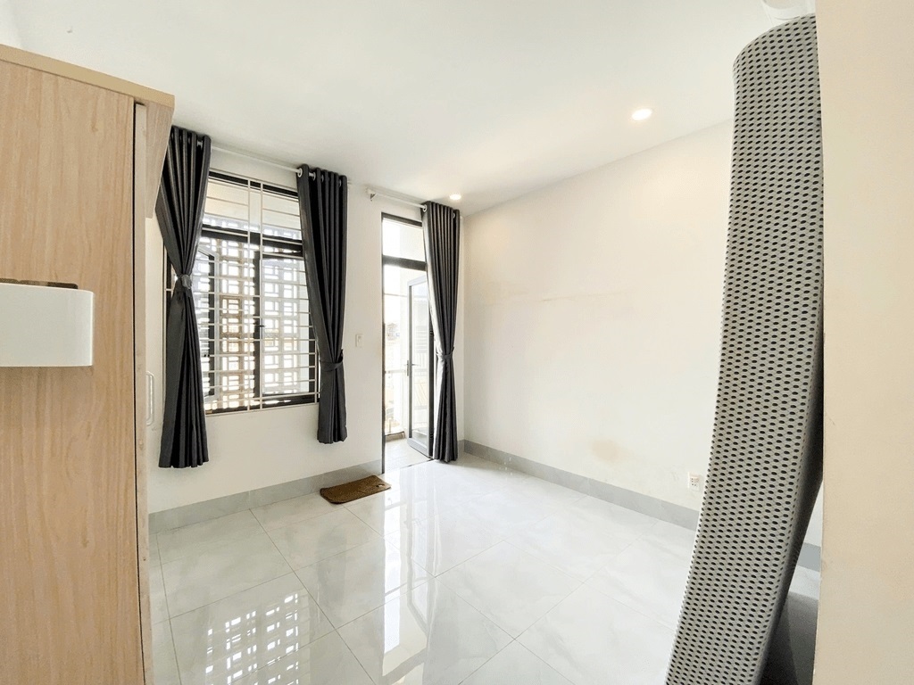 Phòng trọ CH House Nguyễn Văn Cừ - Quận 5 - Phòng (*)
