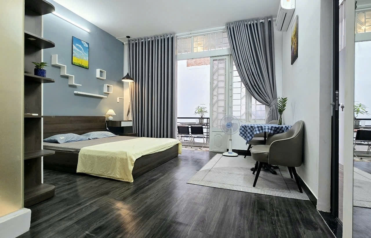 Phòng trọ Q Room Huỳnh Văn Bánh - Phú Nhuận - Phòng (*)