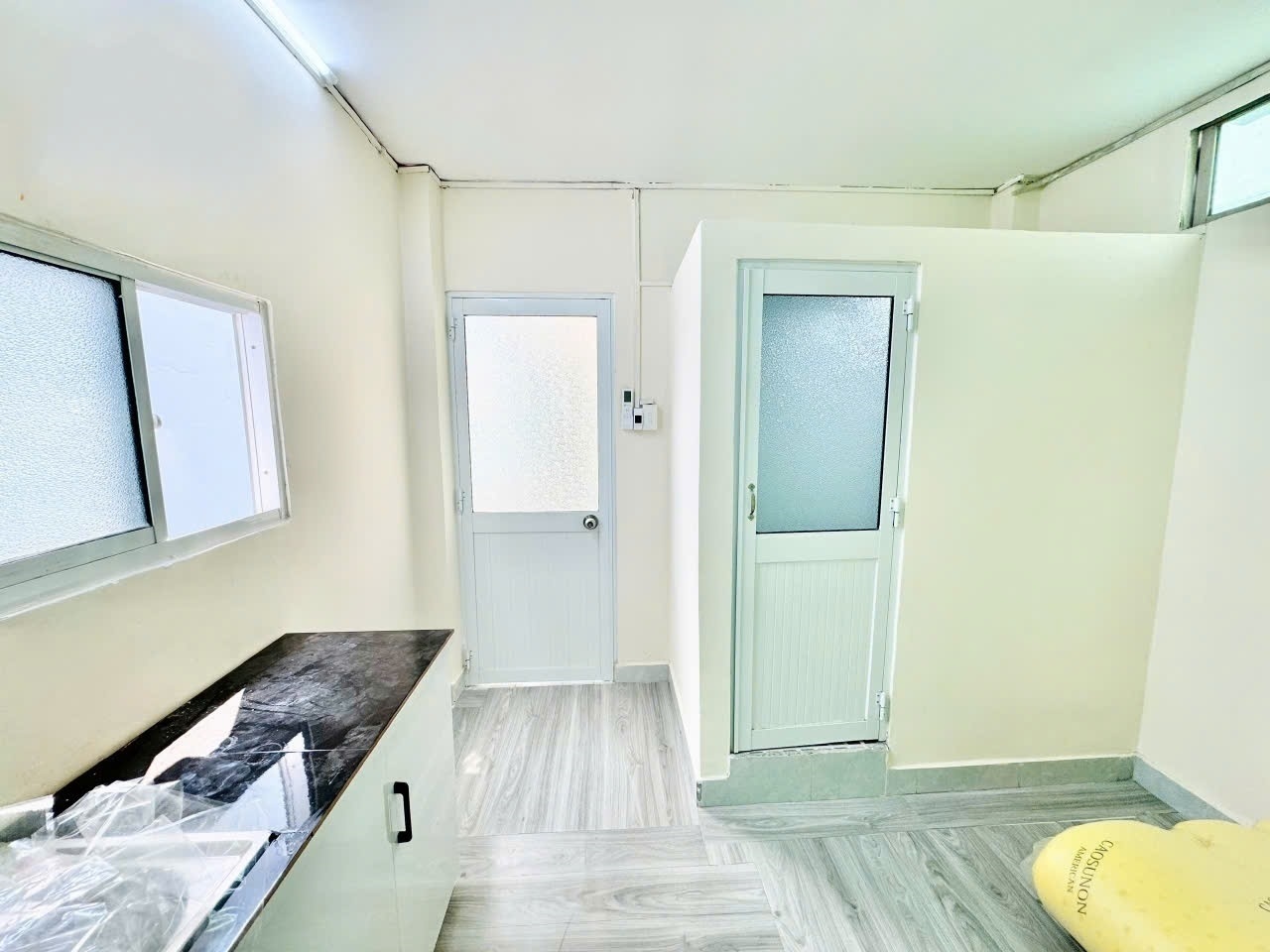 Phòng trọ Maori Home Huỳnh Tịnh Của - Bình Thạnh - Phòng (*)