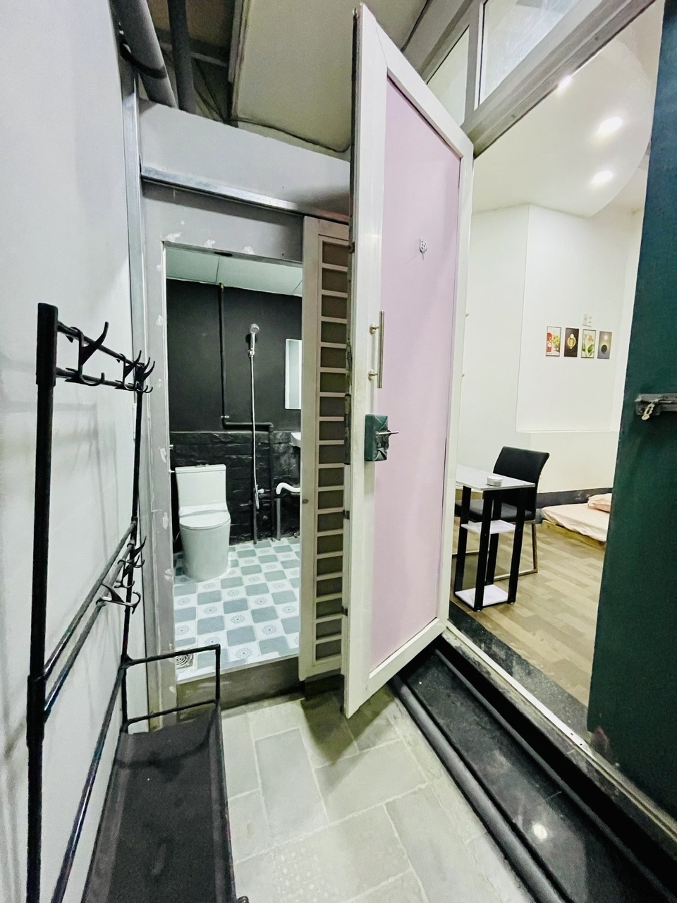 Phòng trọ Studio 16m2 tại BiChiang’s House Cách Mạng Tháng Tám - Quận 10 - Phòng tắm