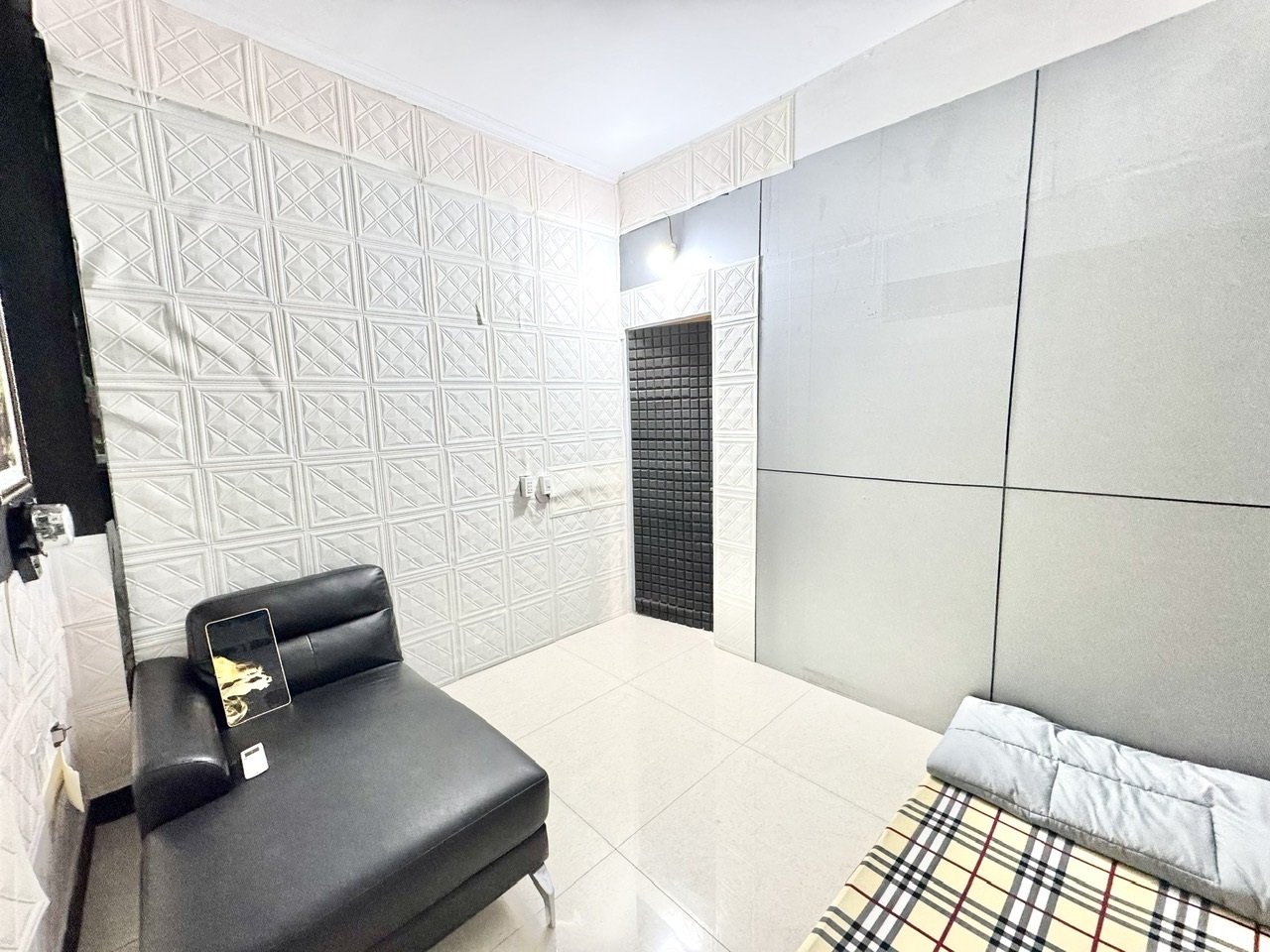 Phòng trọ Studio 16m2 tại BiChiang’s House Cách Mạng Tháng Tám - Quận 10 - Phòng khách