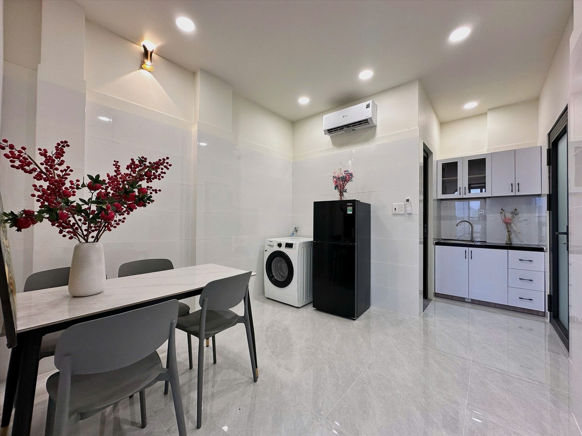 Phòng trọ HD Home Nơ Trang Long - Bình Thạnh  - Phòng (*)