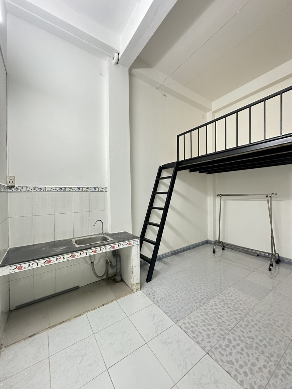 Phòng trọ DN House Lê Văn Sỹ - Quận 3 - Phòng (*)