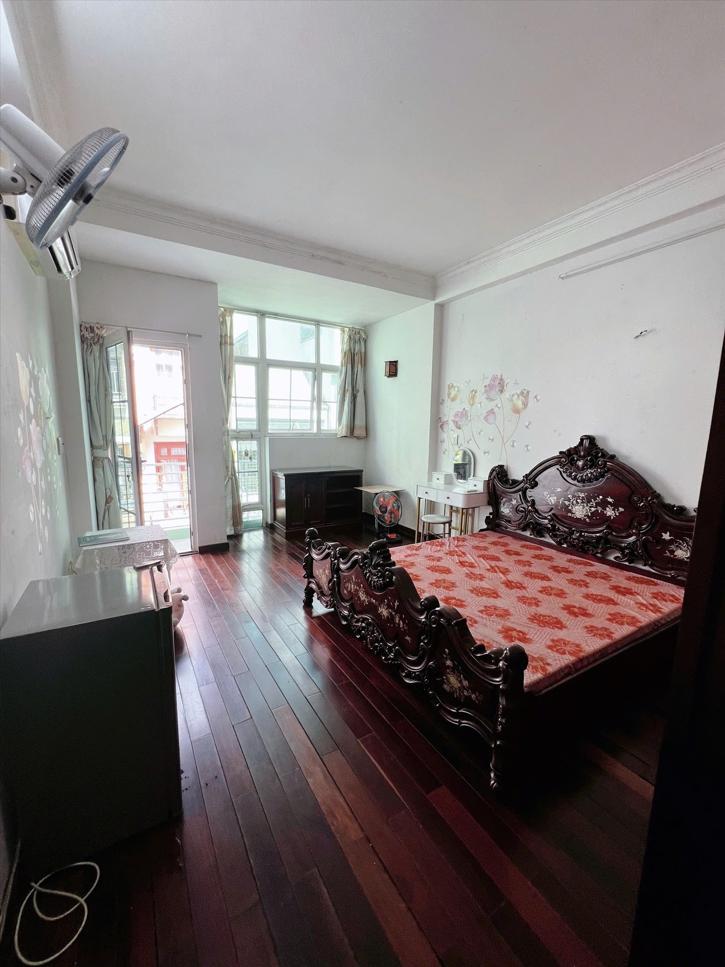 Phòng trọ NE House Huỳnh Văn Bánh - Phú Nhuận - Phòng (*)
