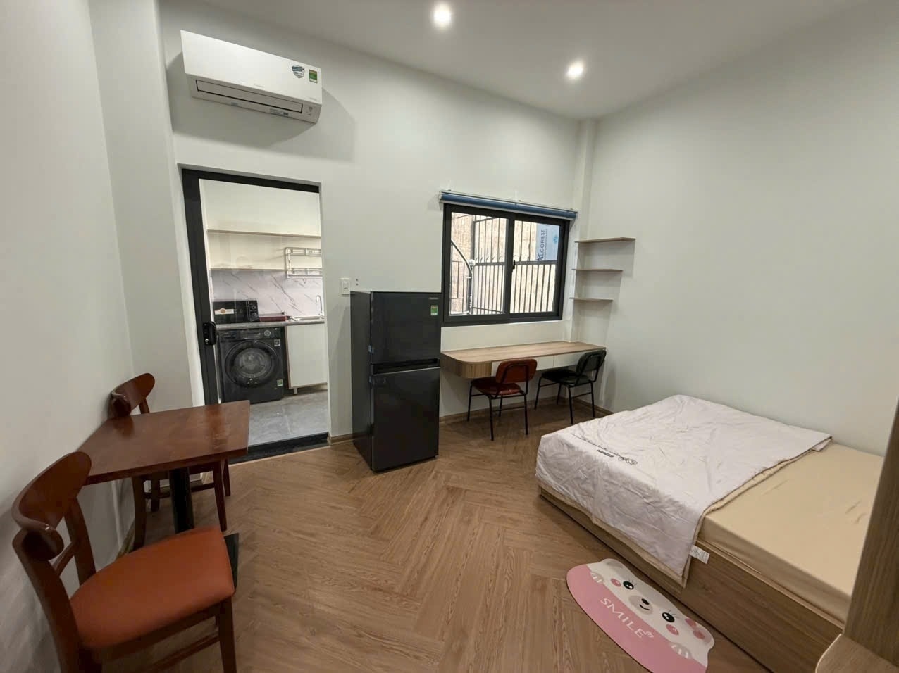 Phòng trọ NP House Nguyễn Gia Trí - Bình Thạnh - Phòng (*)