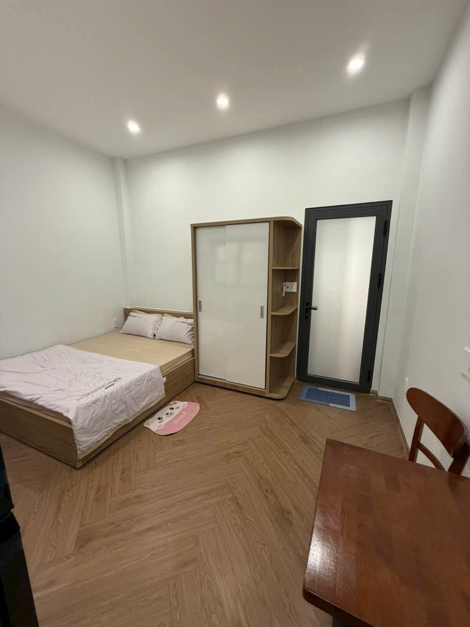Phòng trọ NP House Nguyễn Gia Trí - Bình Thạnh - Phòng (*)