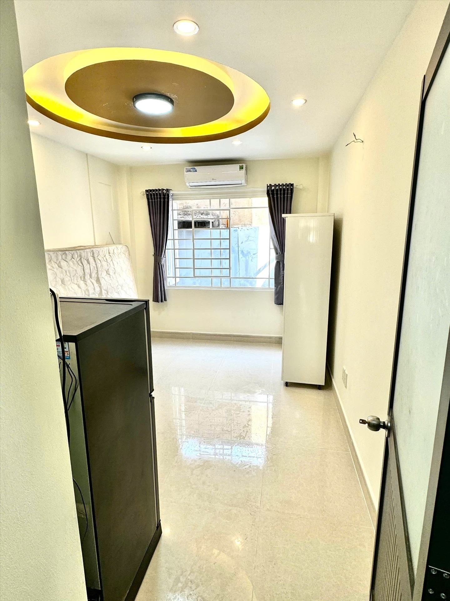 Phòng trọ B Home Phan Đăng Lưu - Bình Thạnh - Phòng (*)