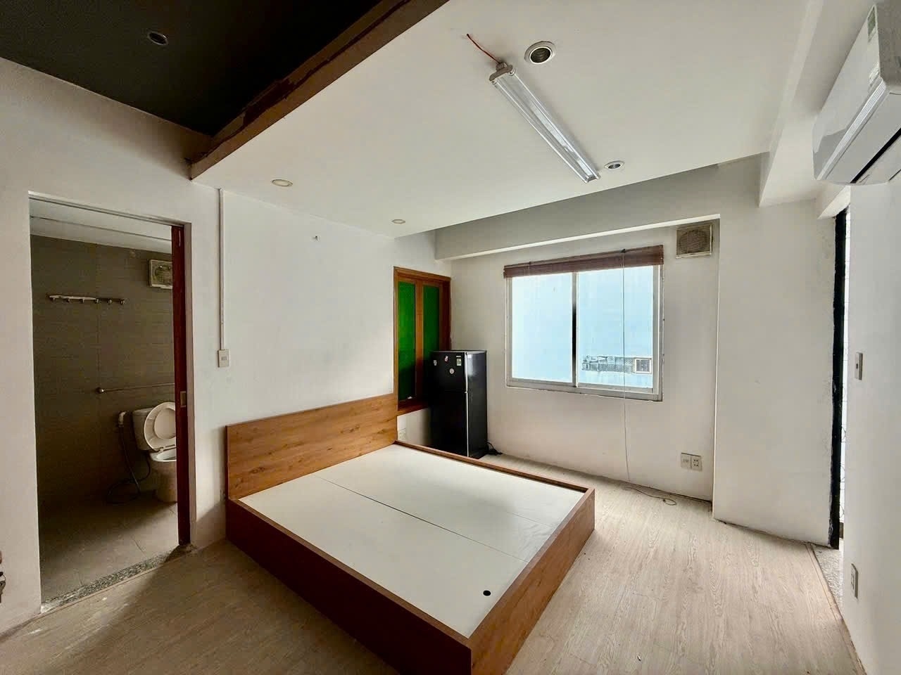 Phòng trọ Phúc Gia Trường Sa - Quận 3 - Phòng (*)