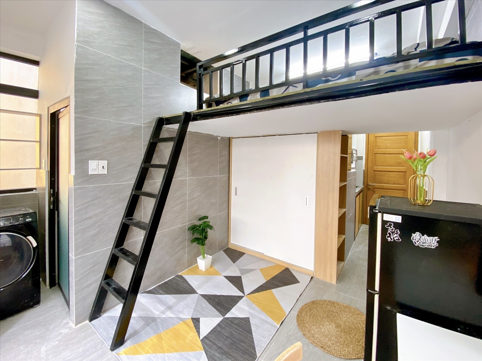 Phòng trọ Yolo House Phan Đăng Lưu - Bình Thạnh - Phòng (*)