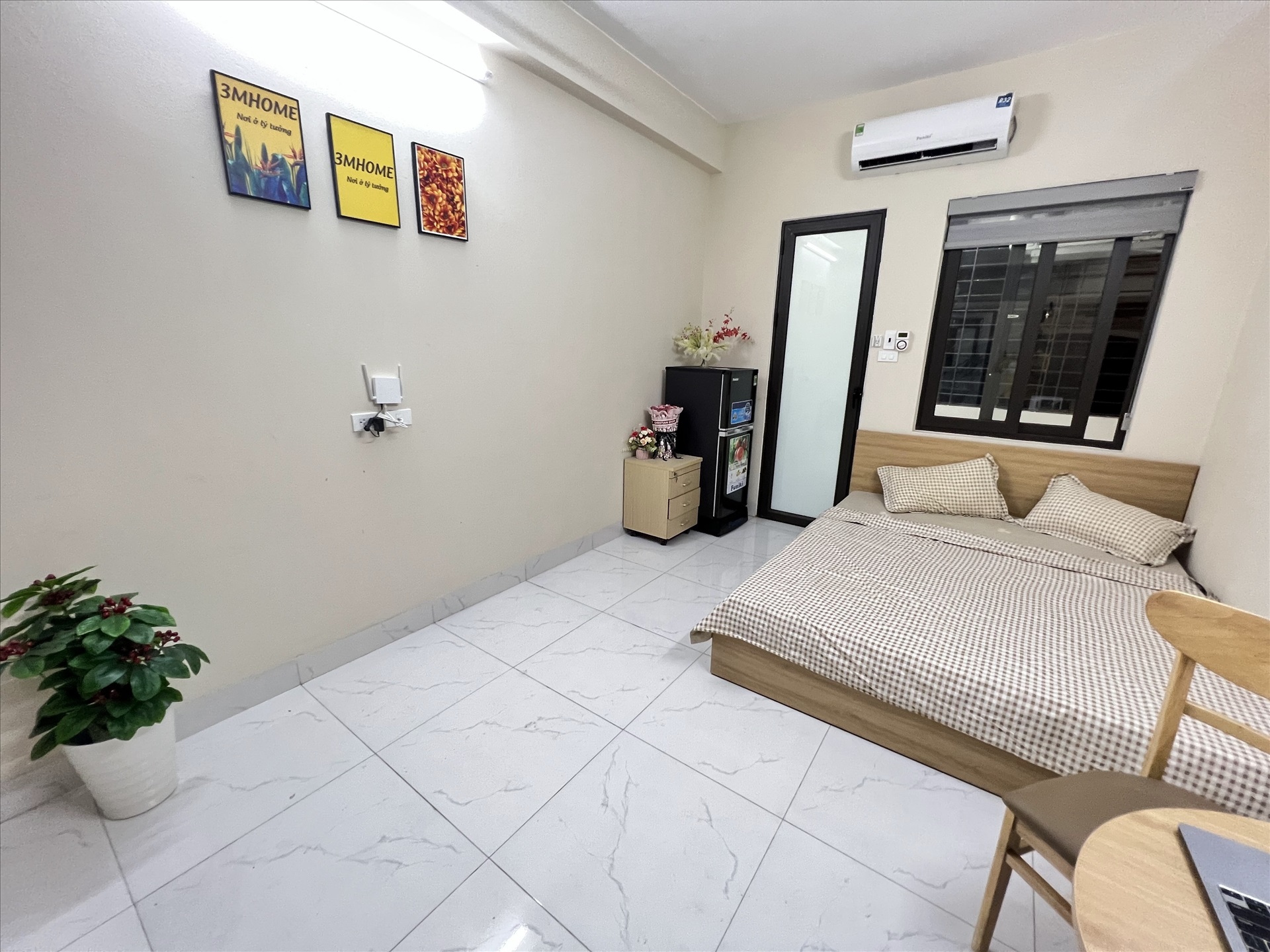 Phòng trọ AT Home Trung Kính - Cầu Giấy - Phòng (*)