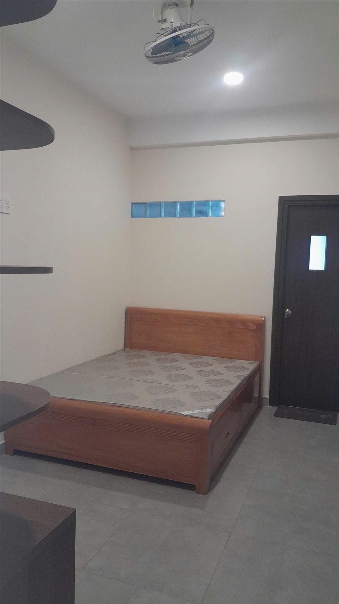 Phòng trọ Gạo Nâu House Lê Văn Sỹ - Quận 3 - Phòng (*)
