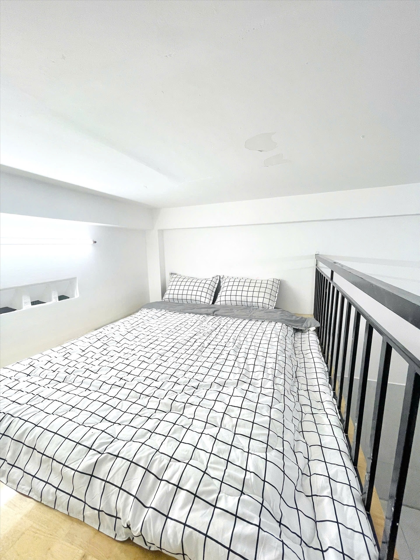 Phòng trọ Fam Home Đường B2 - Tân Phú - Phòng (*)