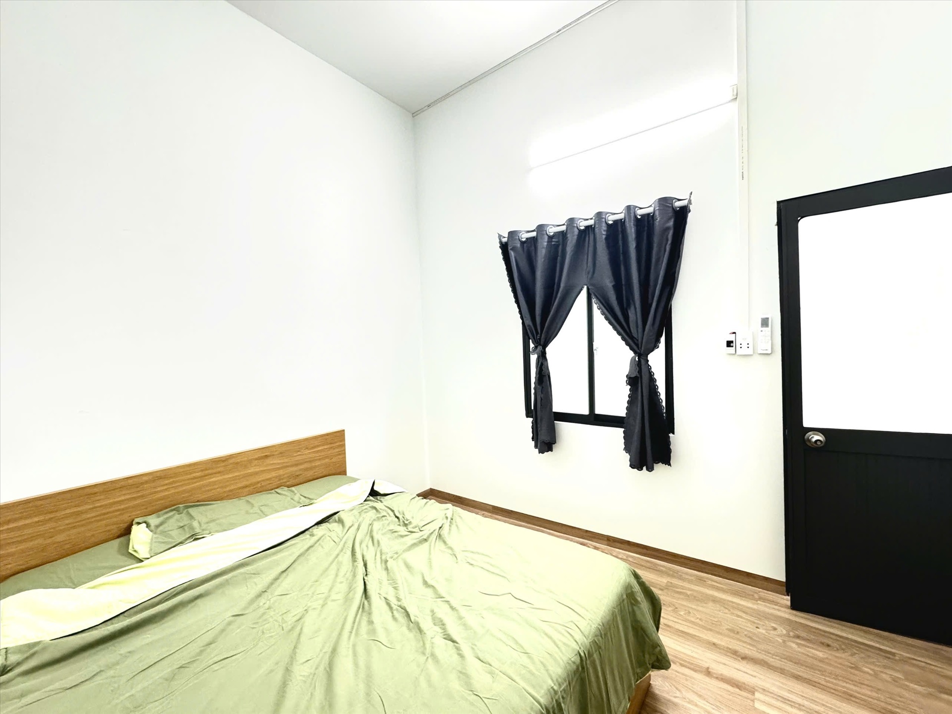Phòng trọ XĐ House Lê Quốc Hưng - Quận 4 - Phòng (*)