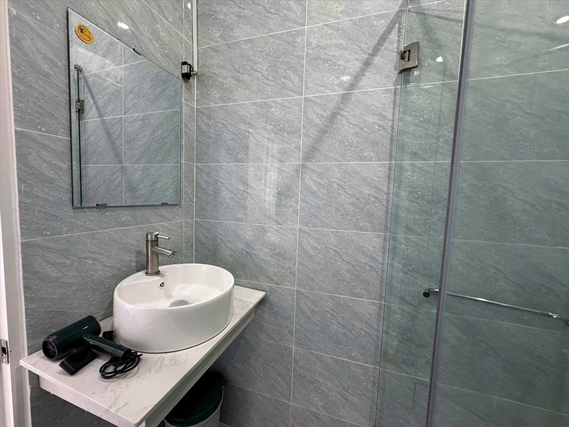 Phòng trọ 2 Phòng ngủ 68m2 tại HN Home Đặng Tất - Quận 1 - Phòng tắm