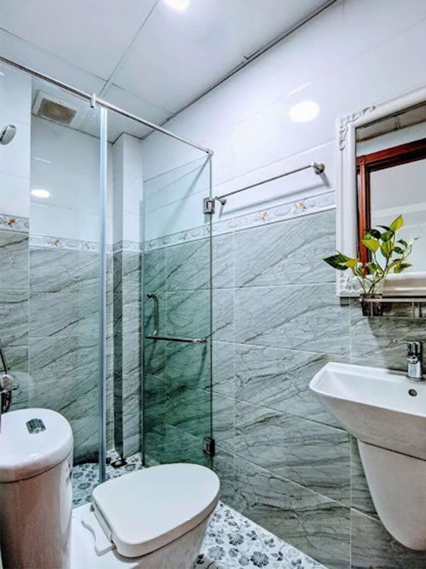 Phòng trọ Studio 30m2 tại Light House Ba Tháng Hai - Quận 10 - Phòng tắm
