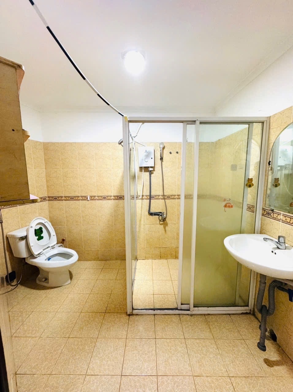 Phòng trọ 1 Phòng ngủ 32m2 tại AV House Hậu Giang - Tân Bình - Phòng tắm