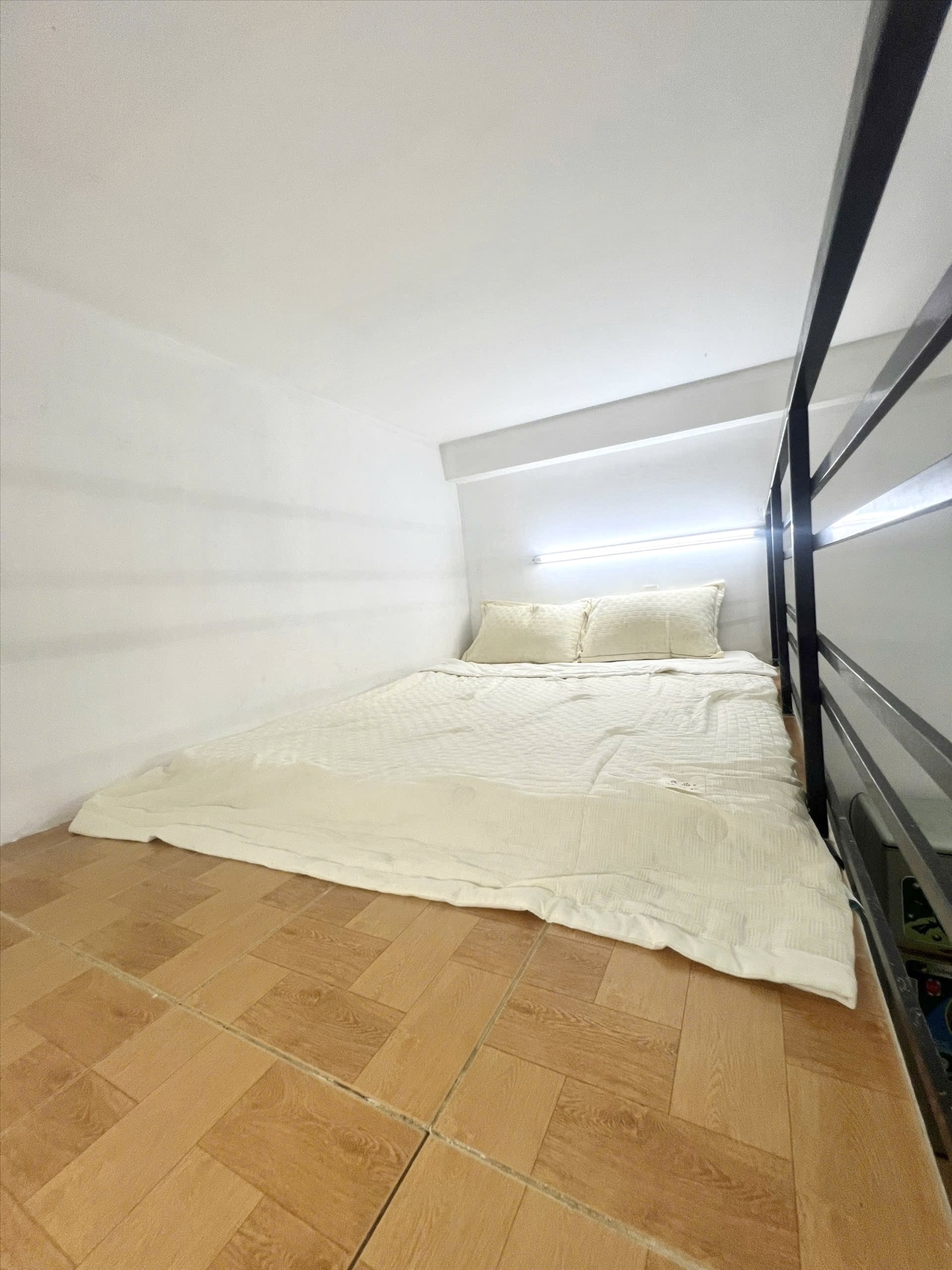 Phòng trọ Fam Home Đường số 7 - Thủ Đức - Phòng (*)