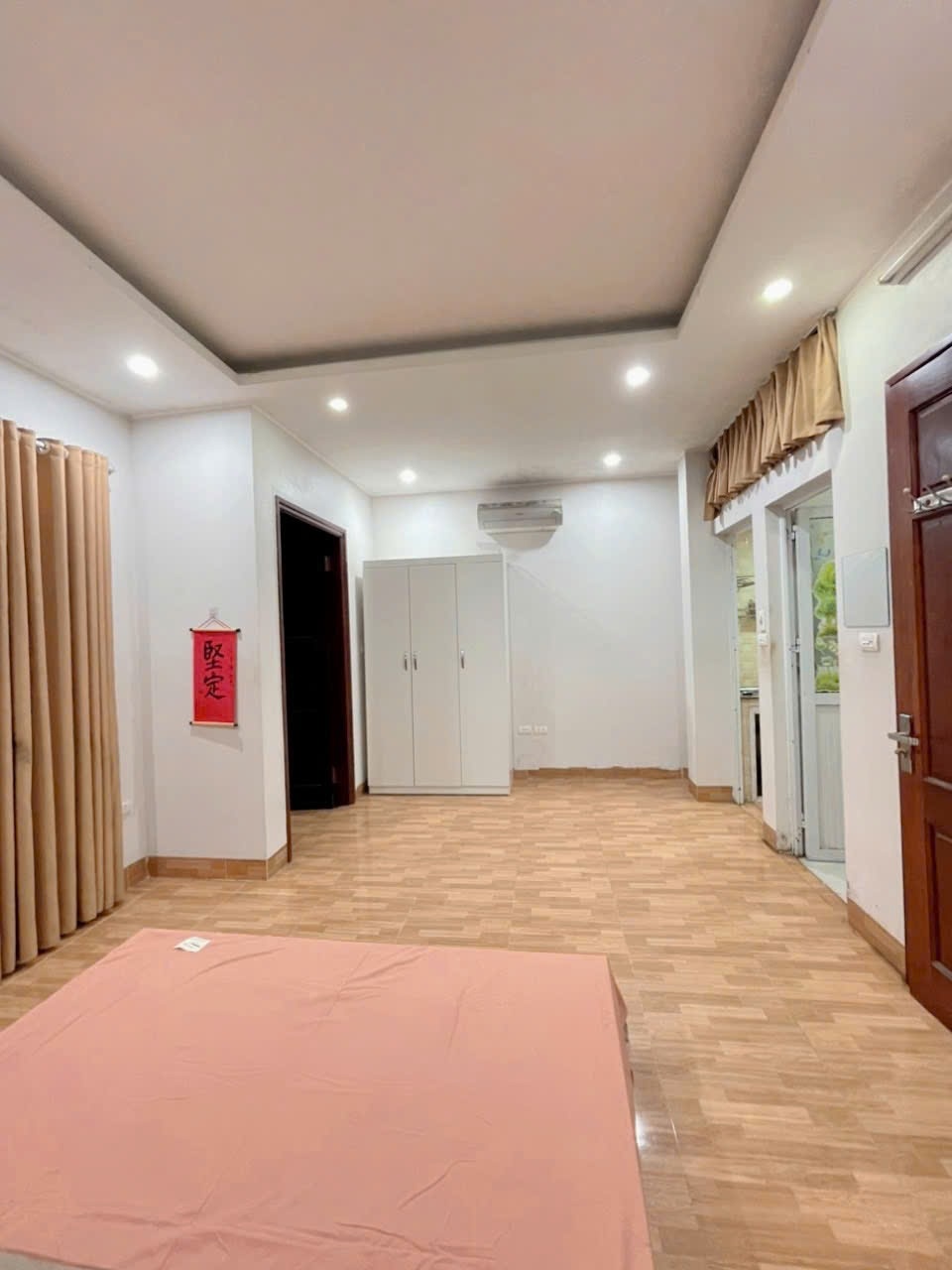 Phòng trọ HappyHomes Trần Quốc Hoàn - Cầu Giấy - Phòng (*)