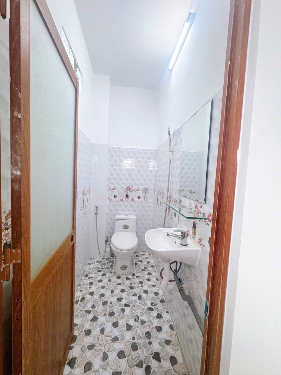 Phòng trọ Studio 25m2 tại AV House Vườn Lài - Quận 12 - Phòng tắm