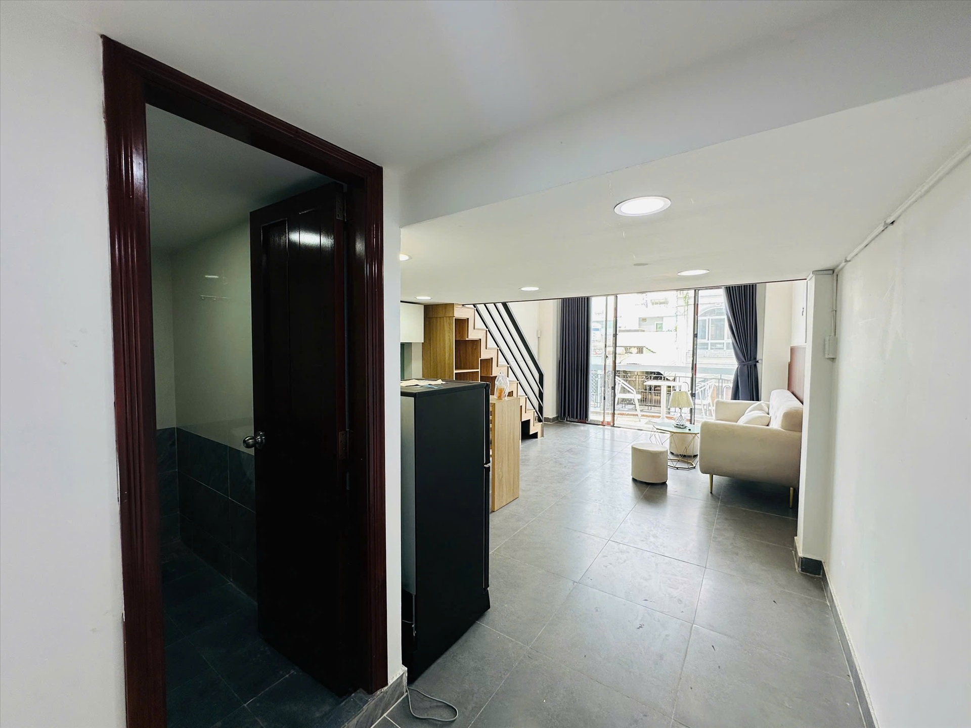 Phòng trọ Duplex 35m2 tại AT Home Nguyễn Hồng Đào - Tân Bình - Phòng khách
