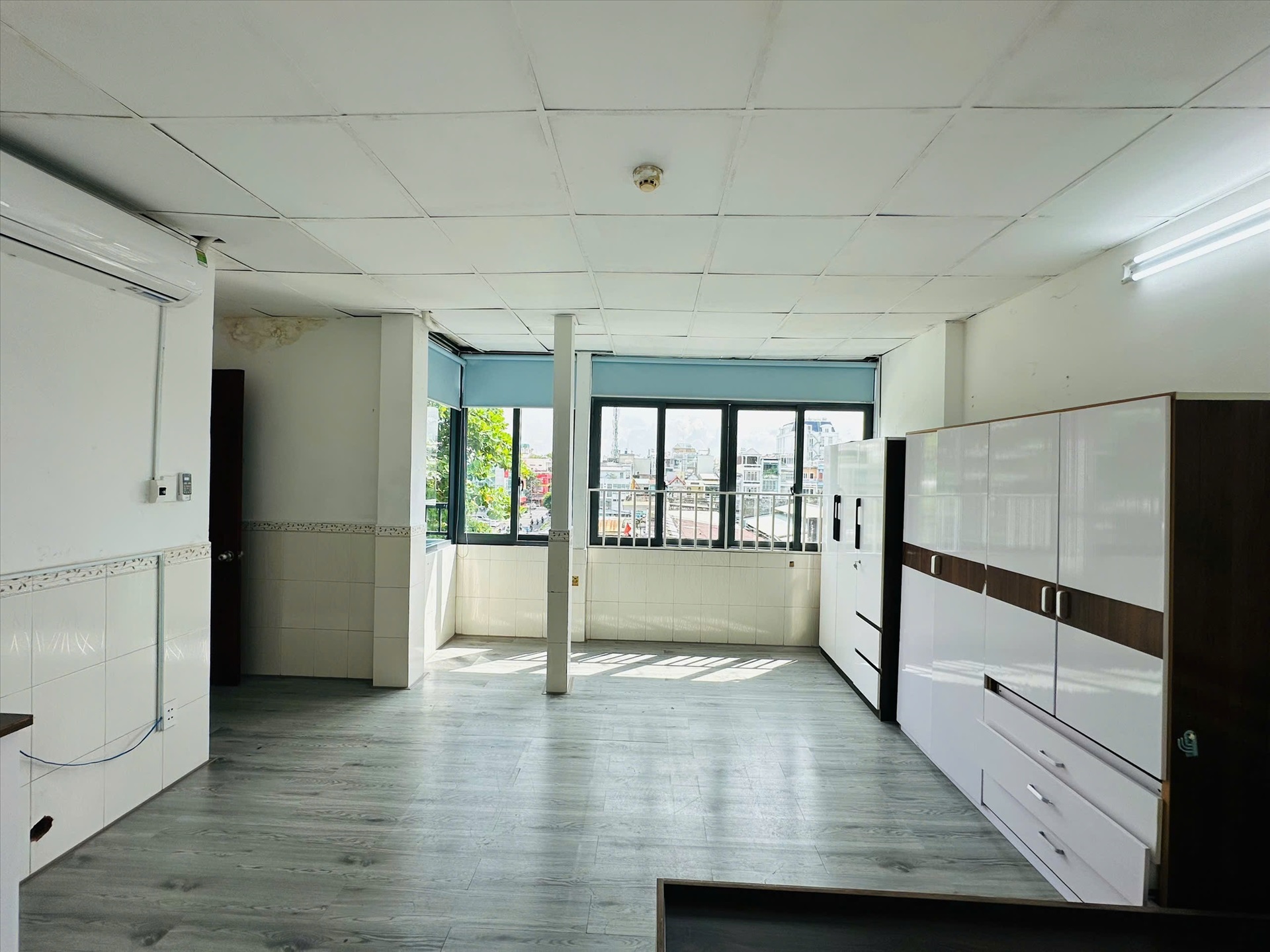 Phòng trọ AT Room Nguyễn Hồng Đào - Tân Bình - Phòng (*)